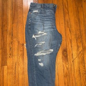 American Eagle mom jeans